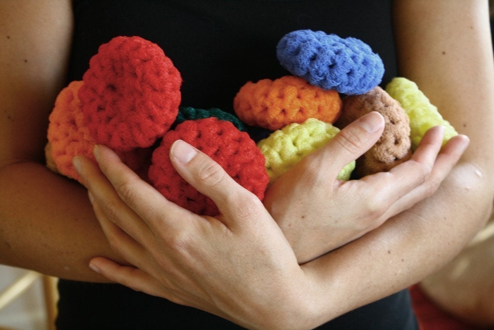 eco-scrubby (handmade kitchen and home scrubbing tool)