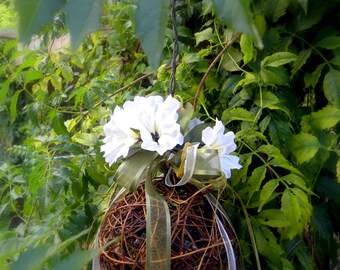 Shabby Chic Lighting for your Outdoor Wedding - Fairy Tale lighting - Outdoor Decor