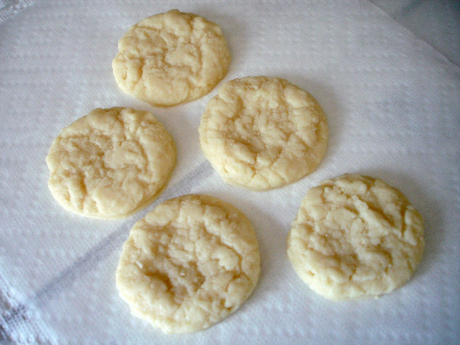 Handmade Soap Round Shaped Cookies 5.7 oz LEMON SUGAR  Free Shipping