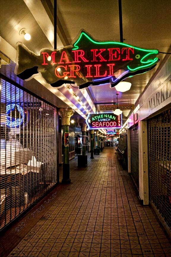 Market Grill - 9" x 13"Giclée Fine Art Photograph printed on Moab Entrada Fine Art RAG 300 gsm Natural White paper