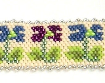 Floral Bracelet Cuff Peyote