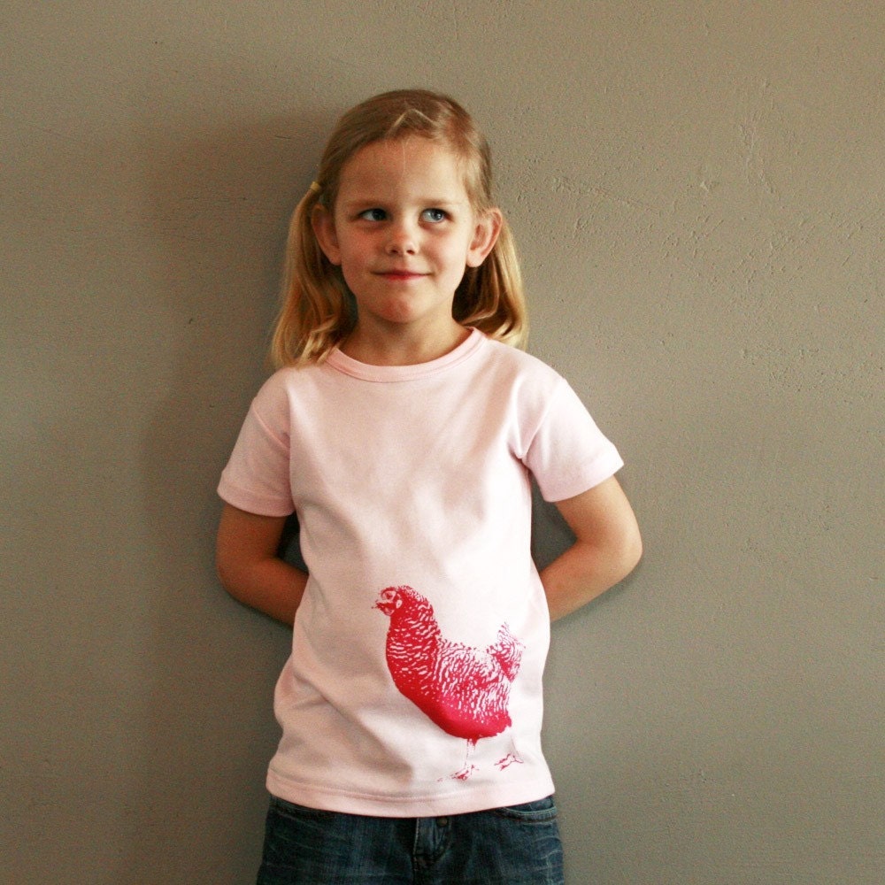 Organic cotton t-shirt with hen print 2 years