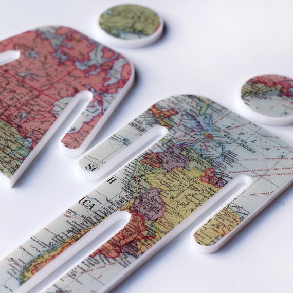LARGE Male/Female WC decor bathroom sign - World map