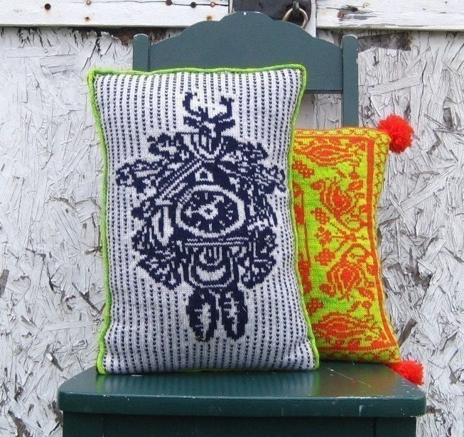 PDF Knitting Pattern-Cuckoo Clock Pillow