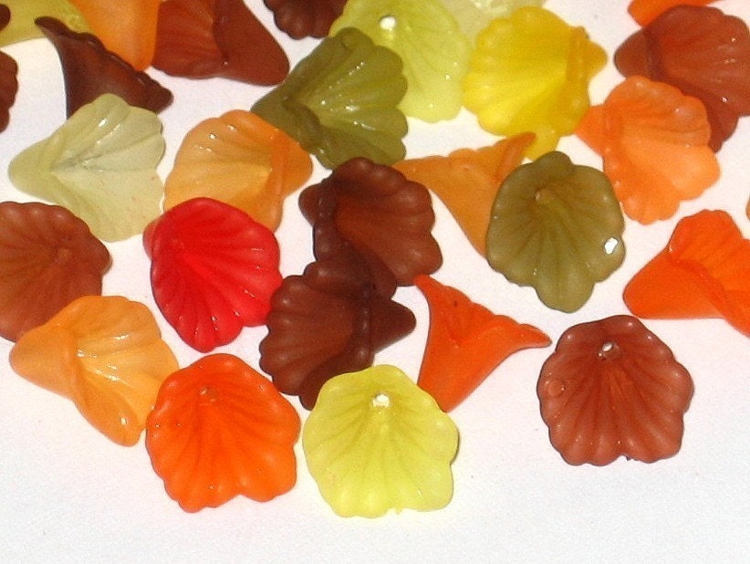 Acrylic Lucite Calla Lily Flower Beads 12mm Autumn Mix