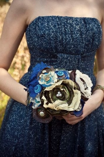 Jillianns One of a Kind Macey Peacock Bouquet
