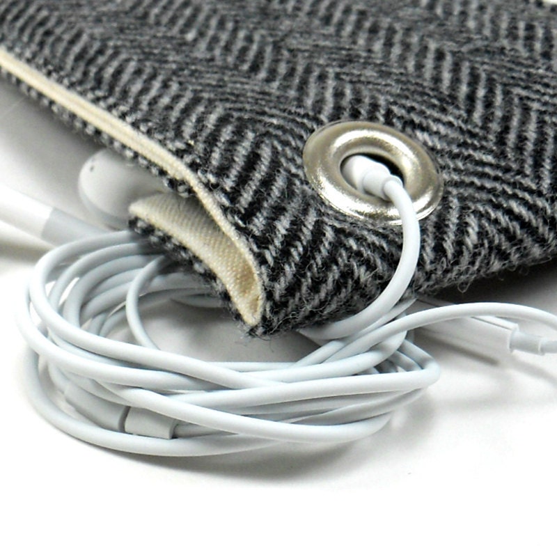 iPhone 3 or 4 sleeve - gray herringbone wool