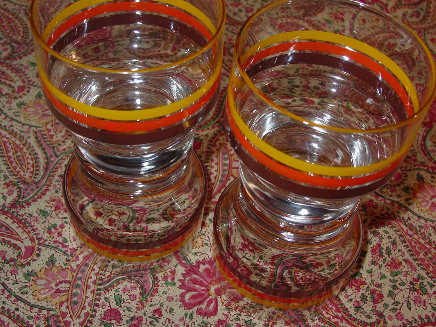 Vintage set of 4 1970s orange juice glasses