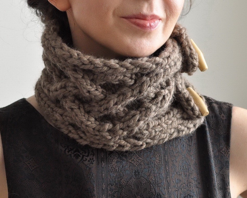 Celtic Connection - handknit UNISEX superchunky cabled scarf / neckwarmer / collar with wooden toggles made to order in 16 colors