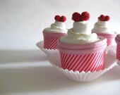 Sweet Diaper Cupcakes, Baby Shower Gift, Set of 4