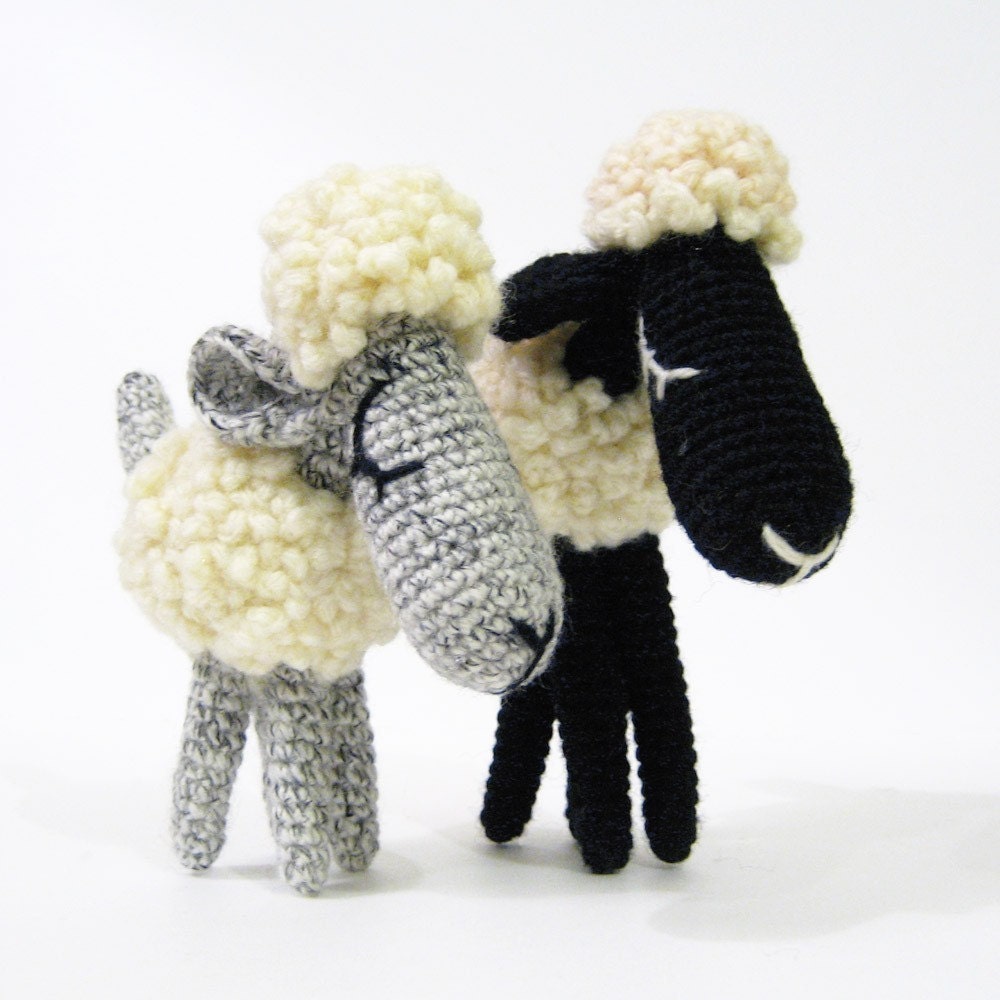 Bob and Daisy, The Sheep - Amigurumi Pattern