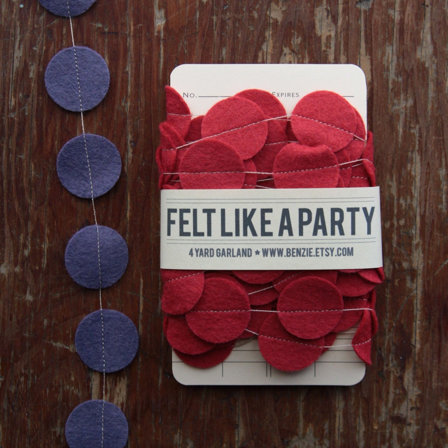 Garland of Felt Fanfare in Strawberry