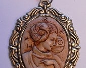 Princess Leia Star Wars Cameo necklace / pendant