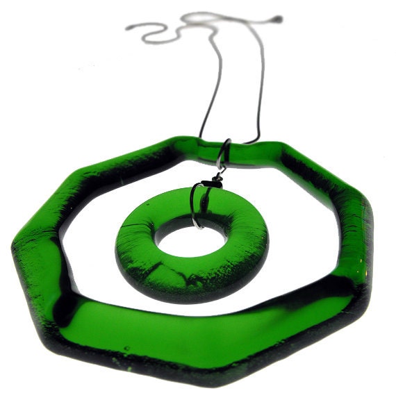 Green Echo - Simply Upcycled Glass Pendant Necklace