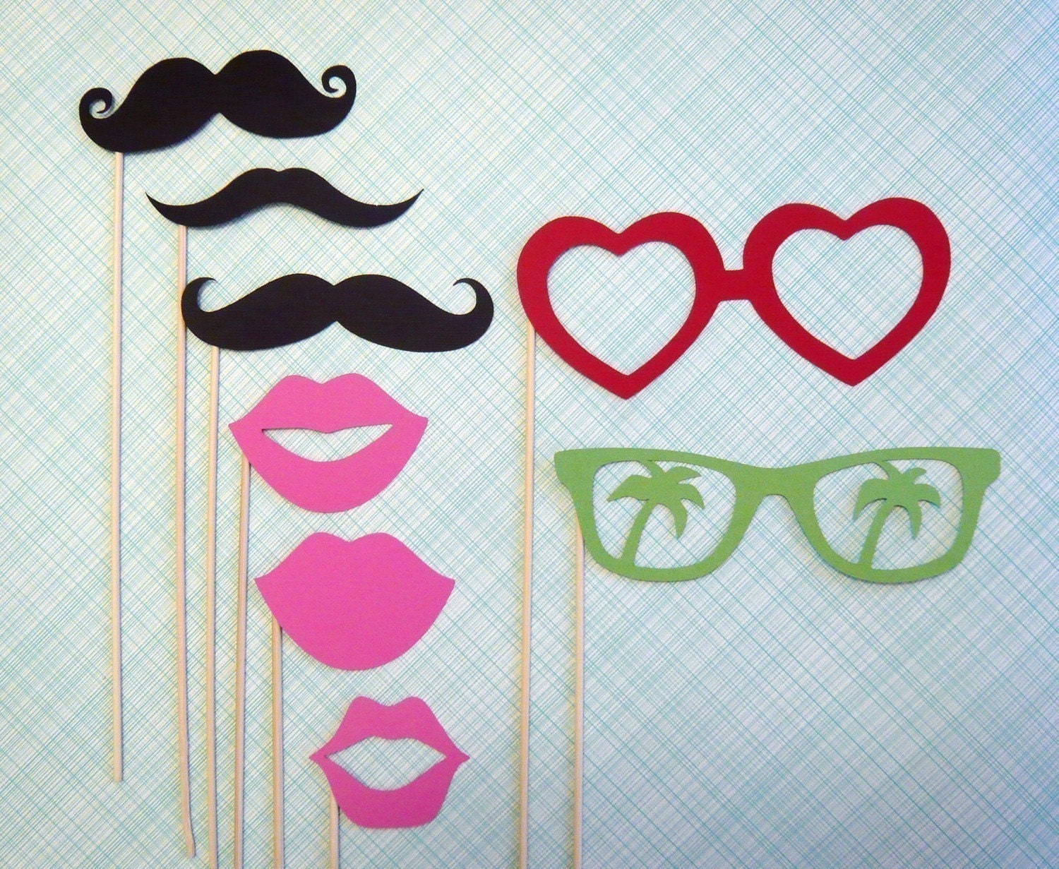 Photo Booth Props. Wedding. Birthday. Photo Props. Fun in the Sun - Photobooth Party Props on a Stick