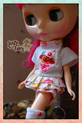 Cupcakeholic 4 piece OOAK set