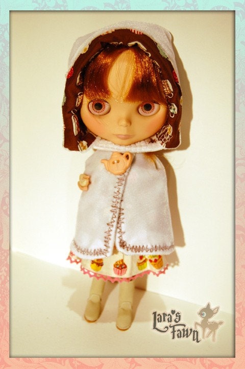 TEA PARTY CAPE AND BONNET SET