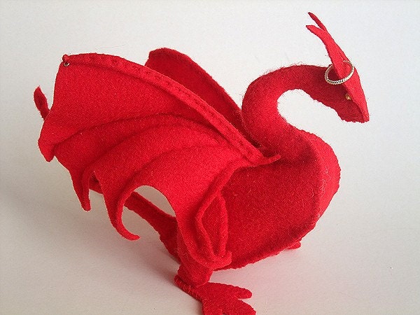 Camelot Dragon Plush PATTERN (PDF)