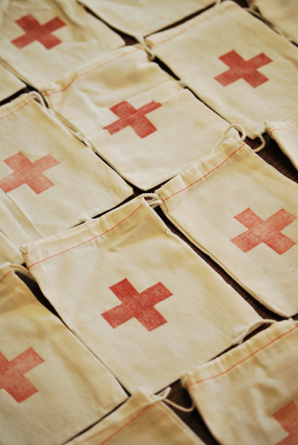 Mini Emergency Bag for Favors, Events, Parties: Set of 20 4"x6"