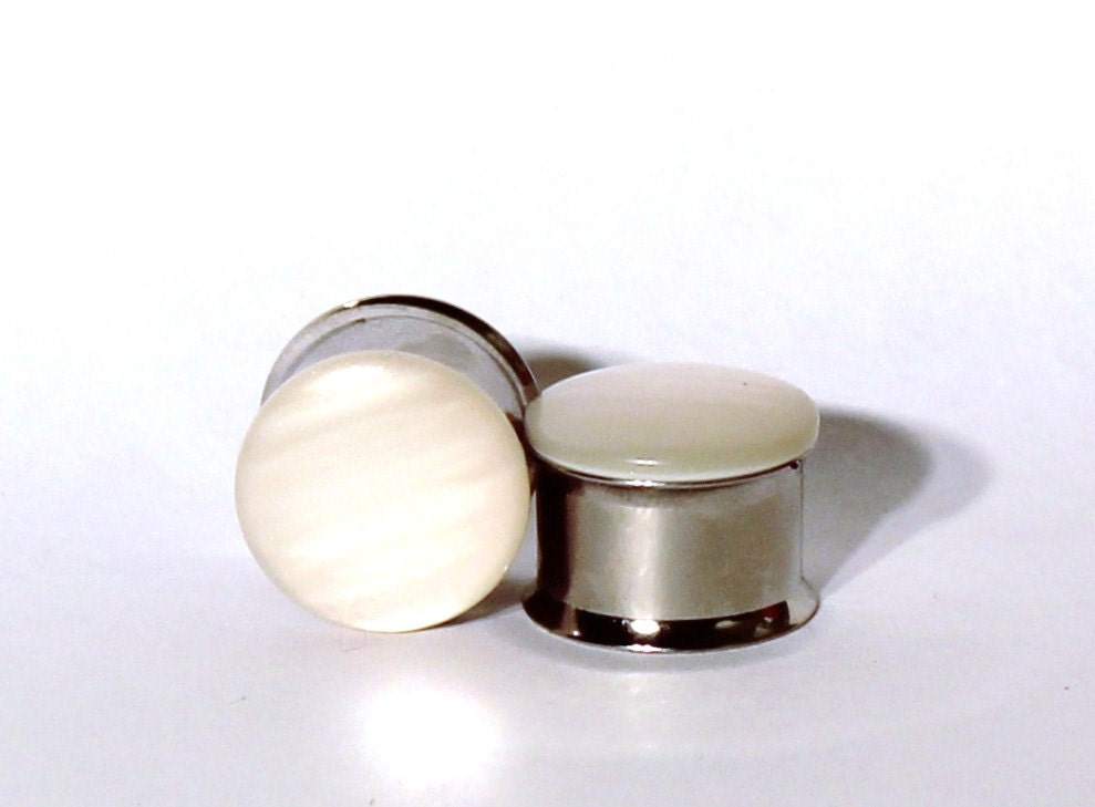 White Mother of Pearl Plugs 0 00 Gauge 7/16 1/2 9/16 5/8 Inch 8mm 00mm 11mm 12mm 14mm 16mm