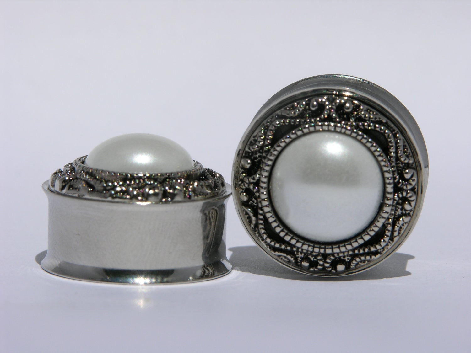 Gauge Earrings on Classic Silver And Pearl Wedding Plugs 00 Gauge 7 16 1 2 9 16 3 4 7 8