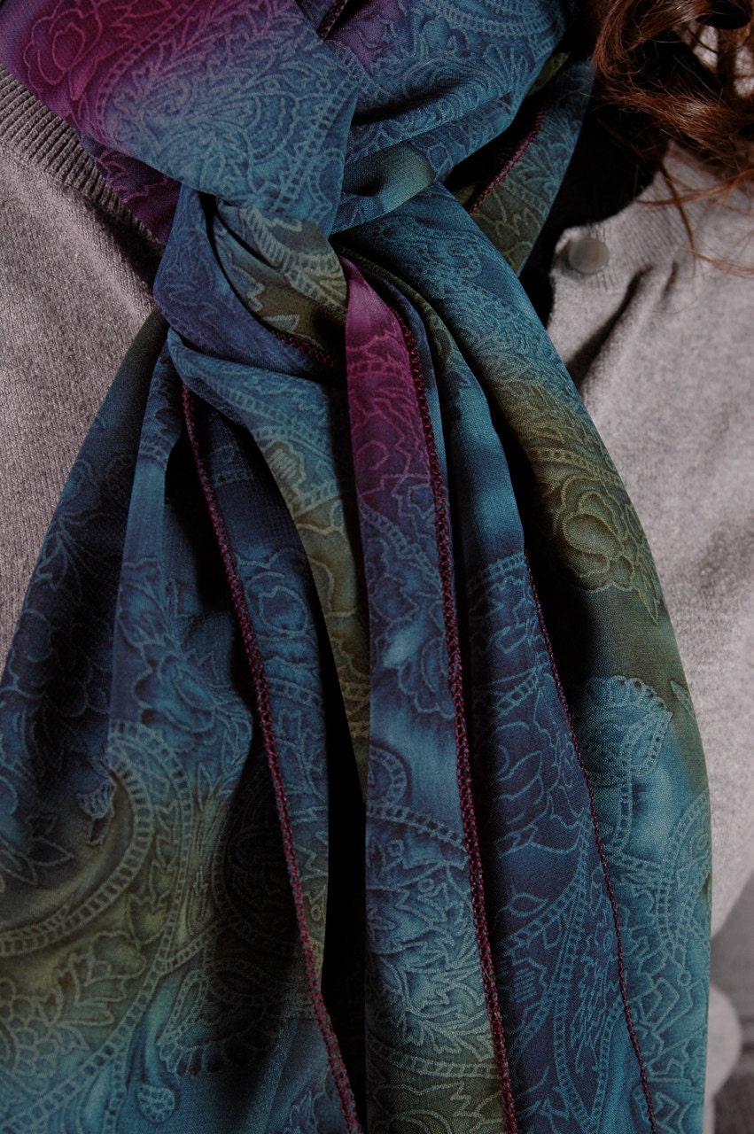 Beautiful Multi Colored Fashion Scarf
