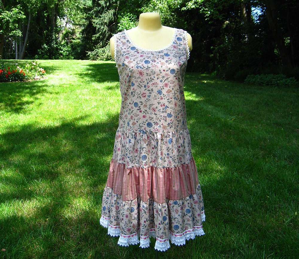 Boho dress Vintage Cotton  with cotton lace trimming