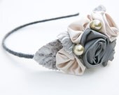 headband of rolled gray and pink roses