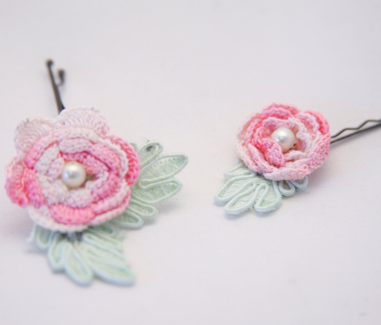 vintage flower bobby pins, pink and green, women hair accessory