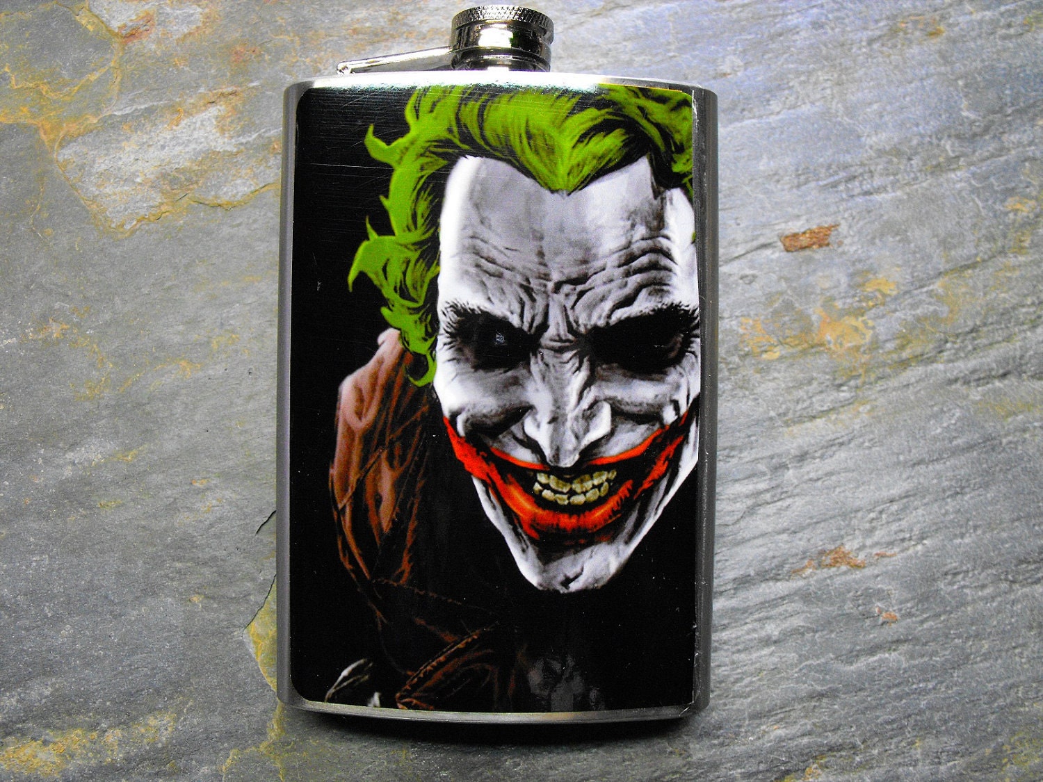 FN159 - Joker Decorated Stainless Steel Flask 8oz