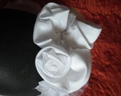 Bridal Comb White Roses