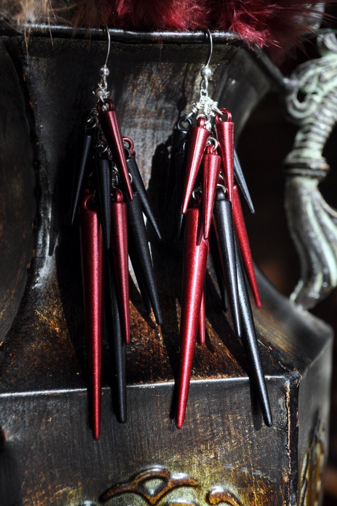 Spike Earrings - Dark Valentine