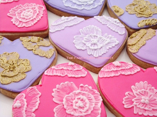 Fancy Brush Embroidery Heart Cookies 1 dozen Special price