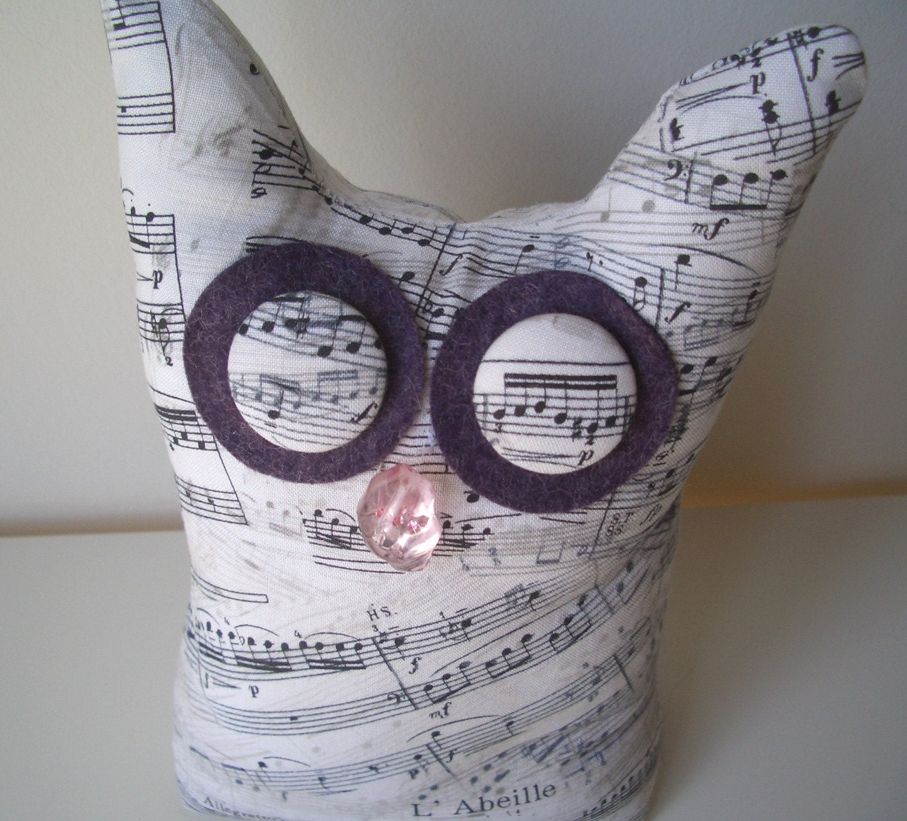 Schubert - A Musical Bookend Owl