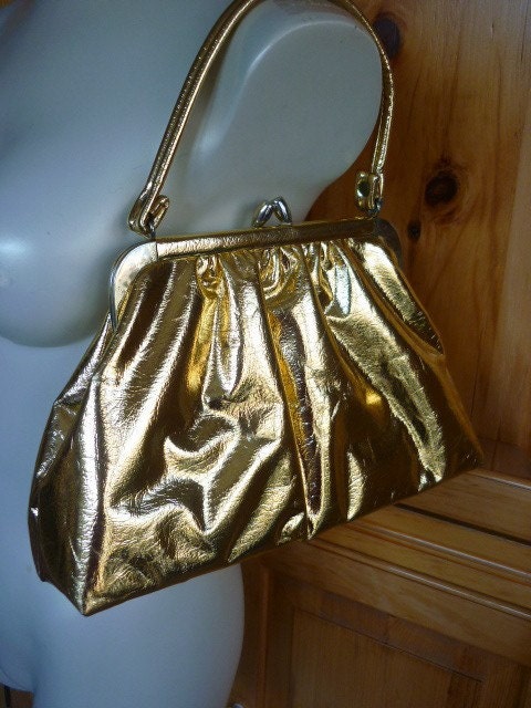 Gleaming Gold  Pocketbook / Handbag from the 50s GLAM