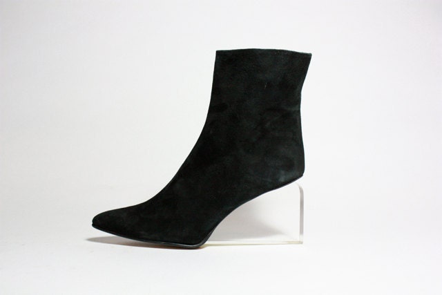 VTG Avant Garde Black Suede Lucite Wedge Ankle Boots 8