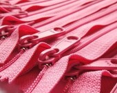 9 Inch YKK Long Handbag Pull Purse Zippers Color 515 Princess Pink (5) Pieces