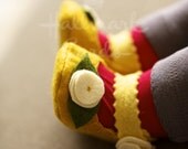 Minimalist Mustard - Felt baby Booties