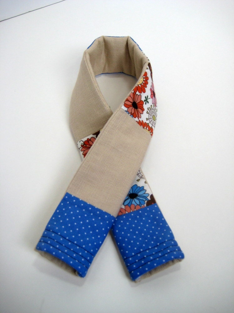 Camera strap slipcover- flowers and polka dots