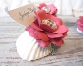 5 Paper Flower Place Cards on Seashells