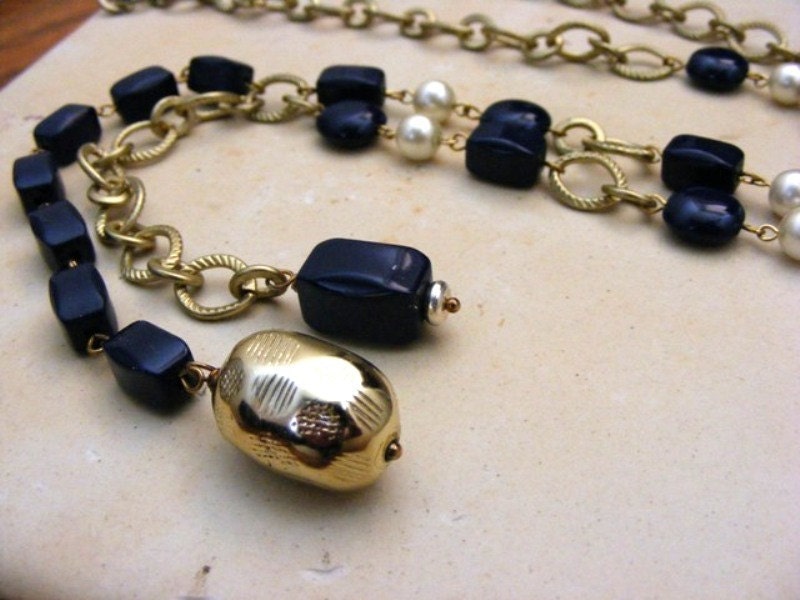 Blue Jean- necklace