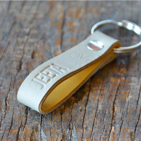 Personalized Taupe Leather Keychain (Style 4)