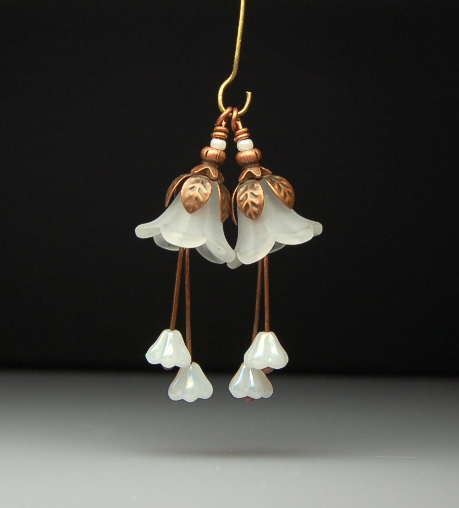 Vintage Style Bead Dangles White Lucite Flowers Pair C241