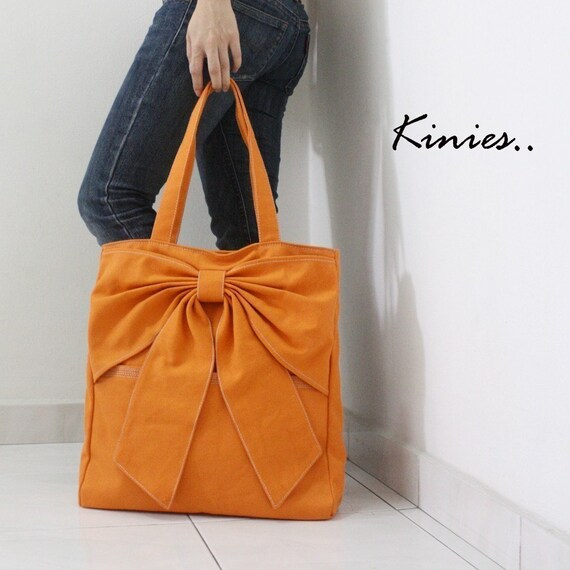 NEW - QT Canvas Tote in ORANGE