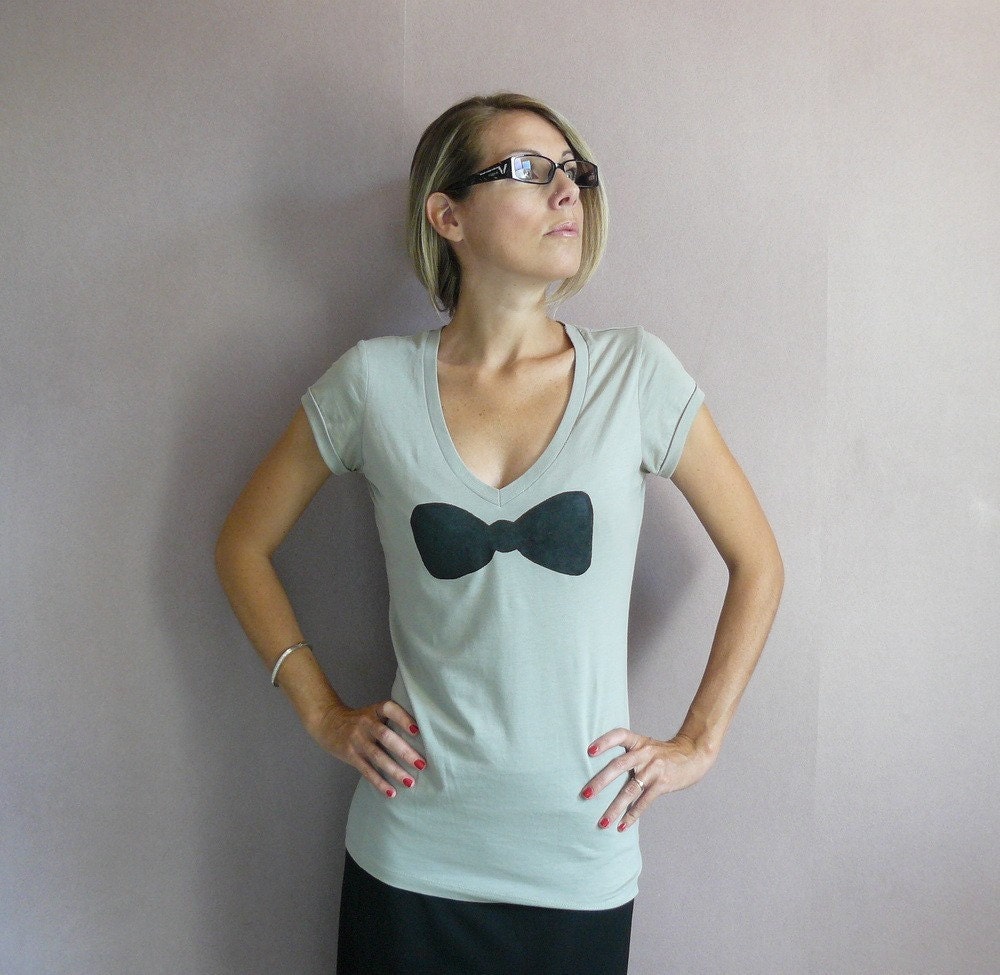 FESTIVAL  handpainted women tee shirt size S, M, L or XL