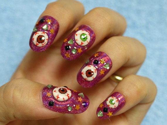 Japanese 3D nails, eyeballs, creepy, spooky, nail art