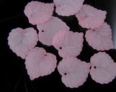 10 pieces - Pink Frosted Matte Lucite Leaf Beads - 16x15mm