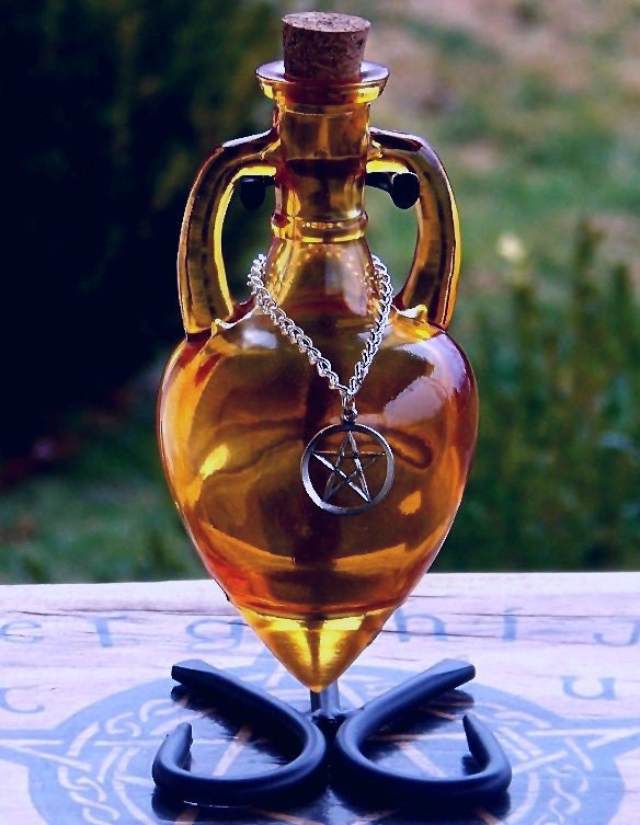 OLD WAYS WITCH Pentacle Burnished Amber Amphora Magic Potion Bottle, Enchanting Corked Glass Vessel with Sturdy Black Metal Stand