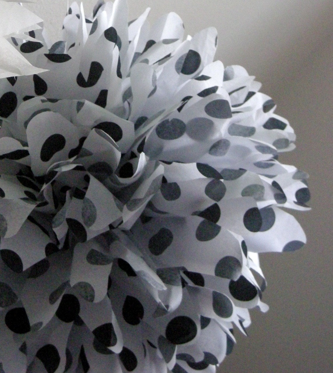 Black and White Polka Dot ... 1 tissue paper pom // graduation party // new years eve party // engagement party // decorations Il_570xn
