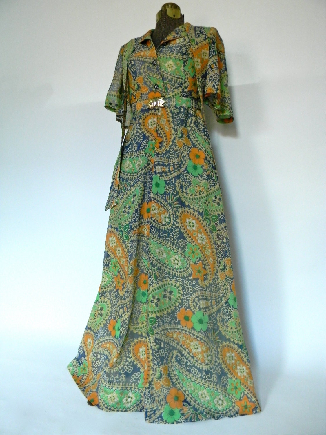 Beautiful Paisley Floral Floor Length Maxi Dress